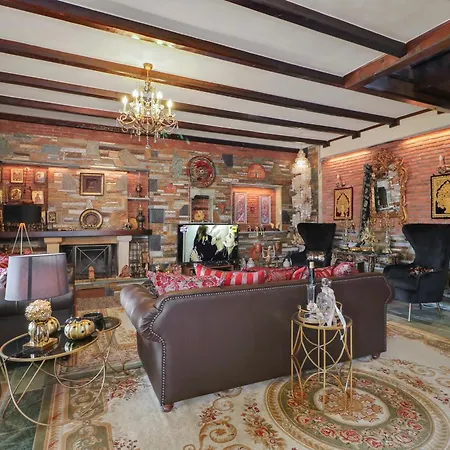 Villa Flaminio, Nilie Hospitality Mgmt